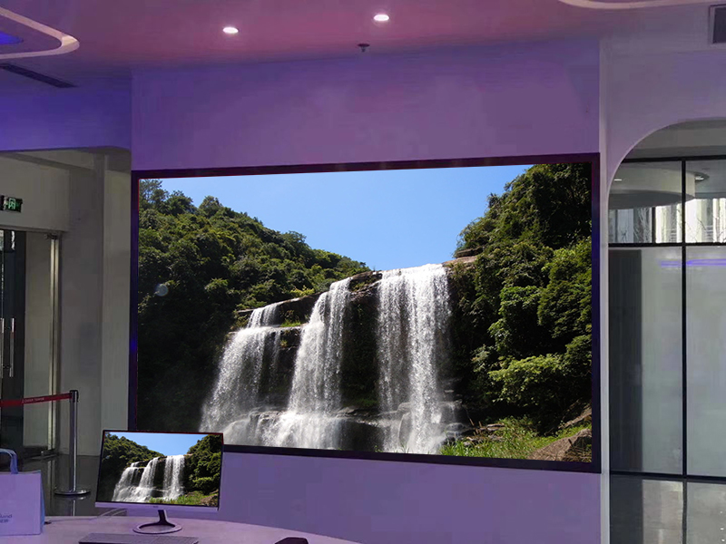 室内小間(jiān)距LED顯(xiǎn)示屏1.875