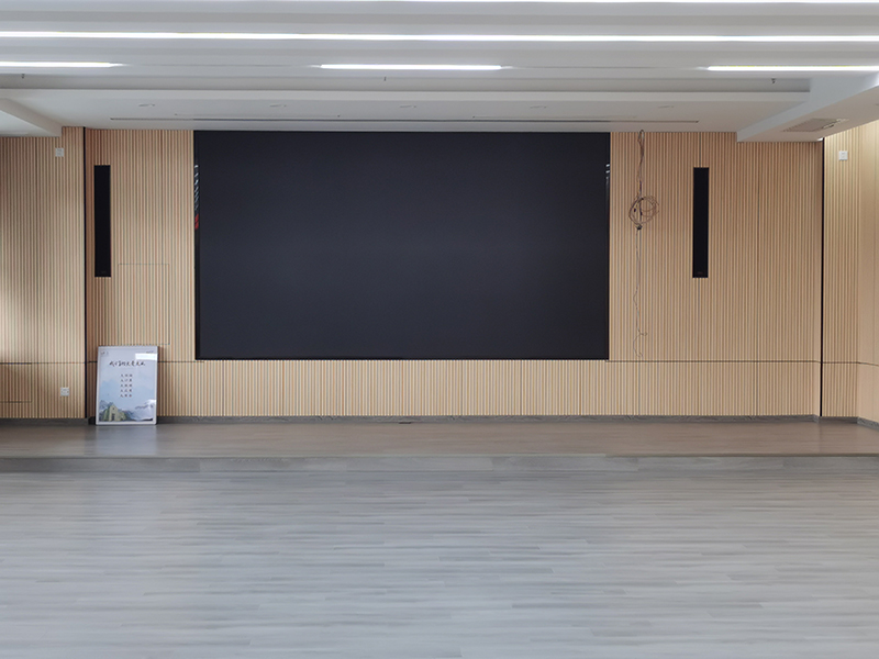 廣東(dōng)江門電(diàn)信大樓會議室1.86LED顯示屏